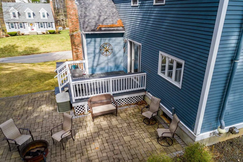 6 Falcone Circle Hampton NH 03842
