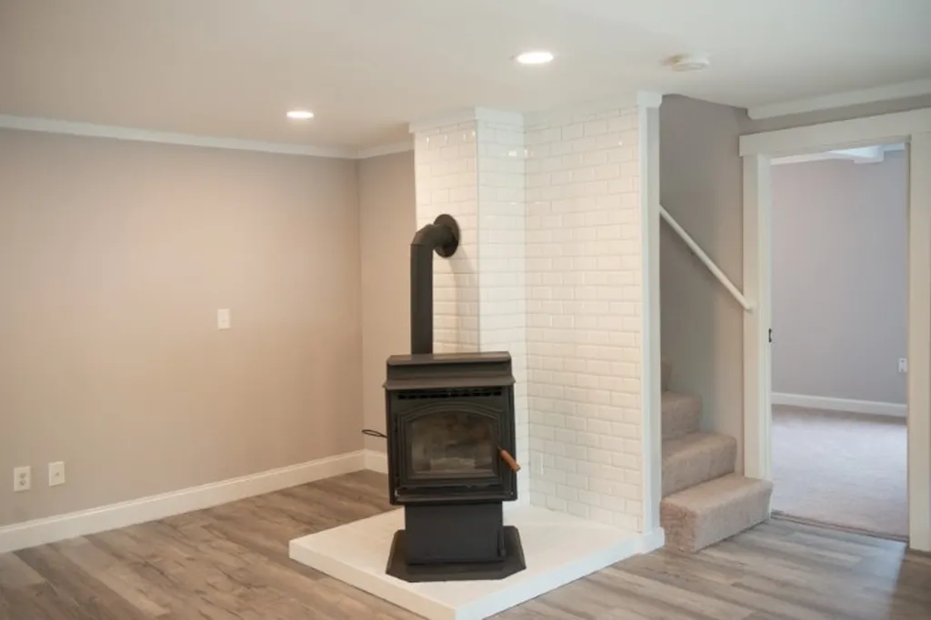 9 Bow Street Northwood NH 03261