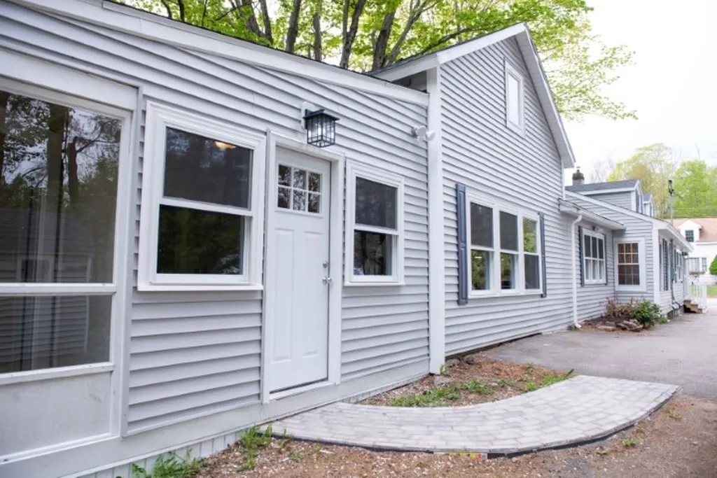 9 Bow Street Northwood NH 03261