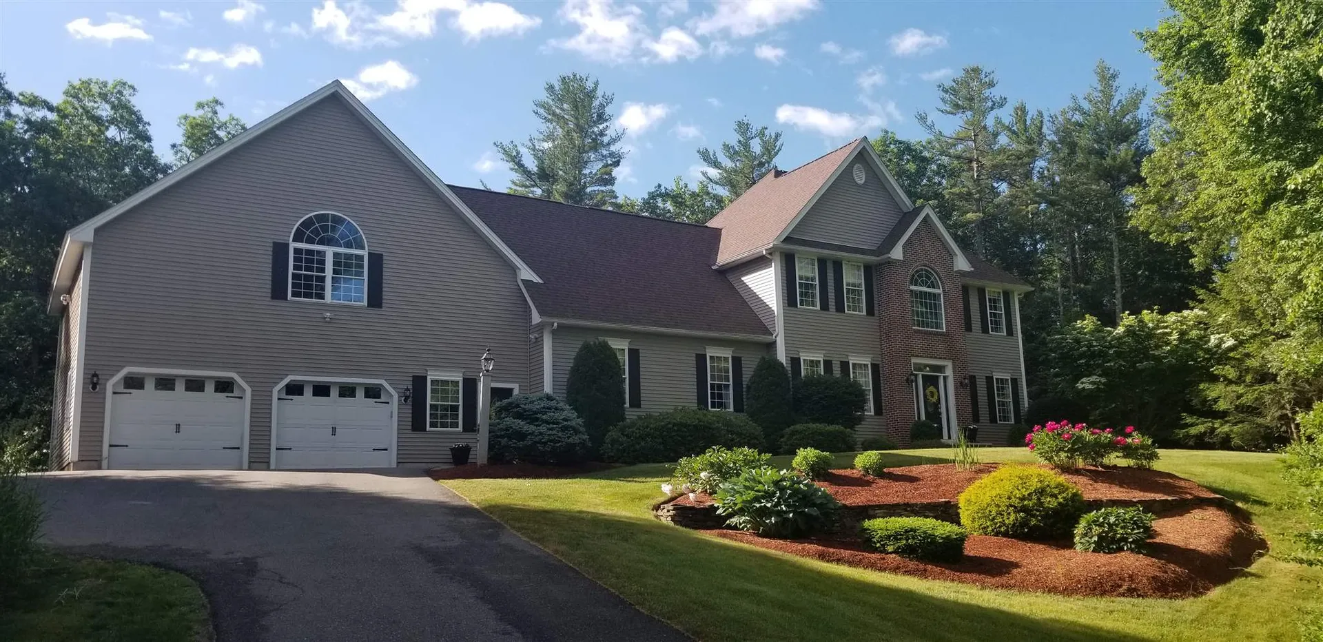 23 Chandler Drive Londonderry NH 03053