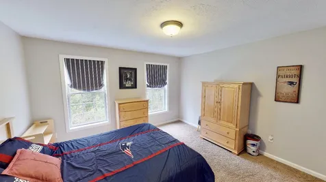 23 Chandler Drive Londonderry NH 03053