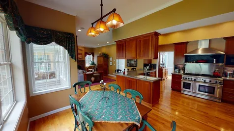 23 Chandler Drive Londonderry NH 03053