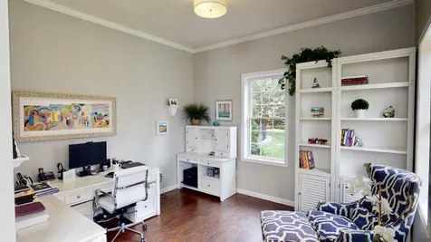 23 Chandler Drive Londonderry NH 03053