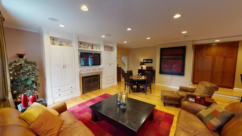 23 Chandler Drive Londonderry NH 03053