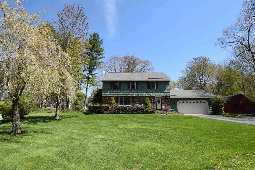3 Thayer Road Kingston NH 03848