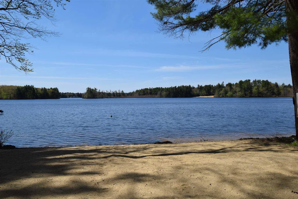3 Thayer Road Kingston NH 03848
