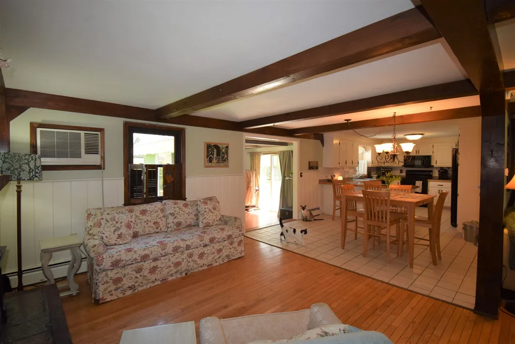 3 Thayer Road Kingston NH 03848
