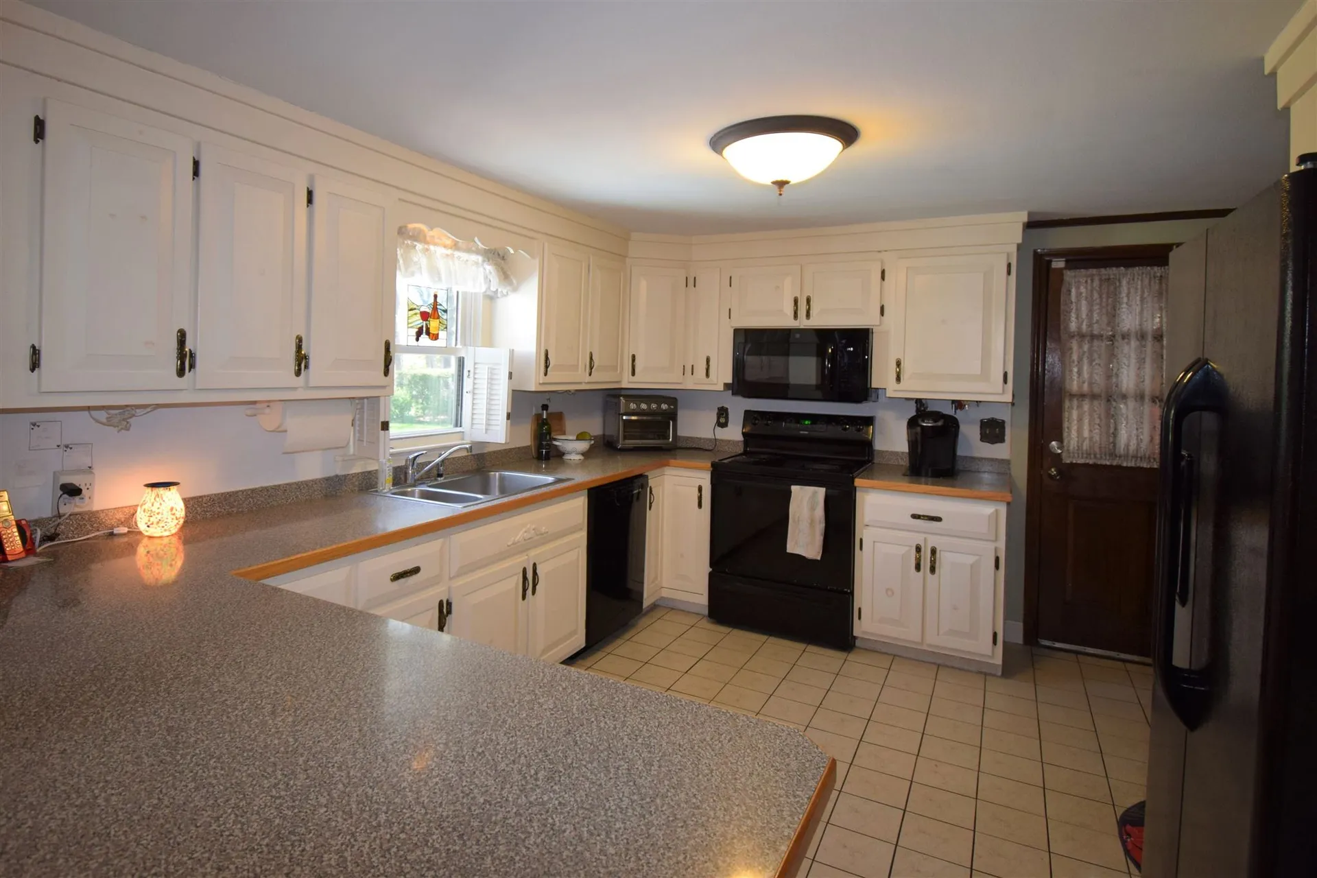 3 Thayer Road Kingston NH 03848