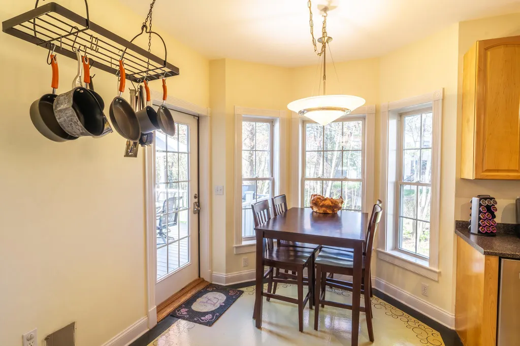 23 Kearsarge Lane Merrimack NH 03054