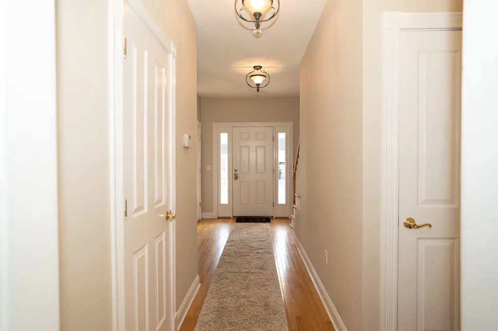 23 Kearsarge Lane Merrimack NH 03054