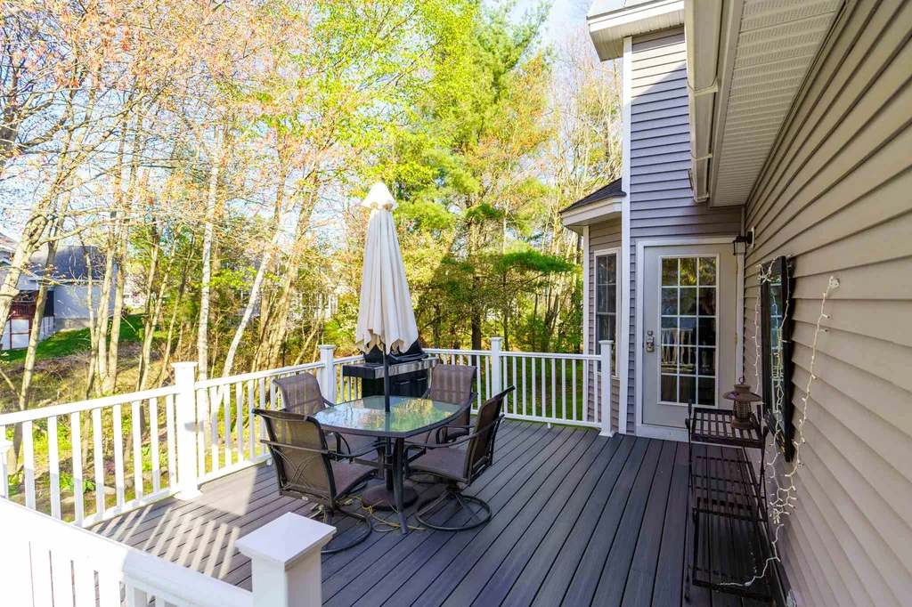 23 Kearsarge Lane Merrimack NH 03054