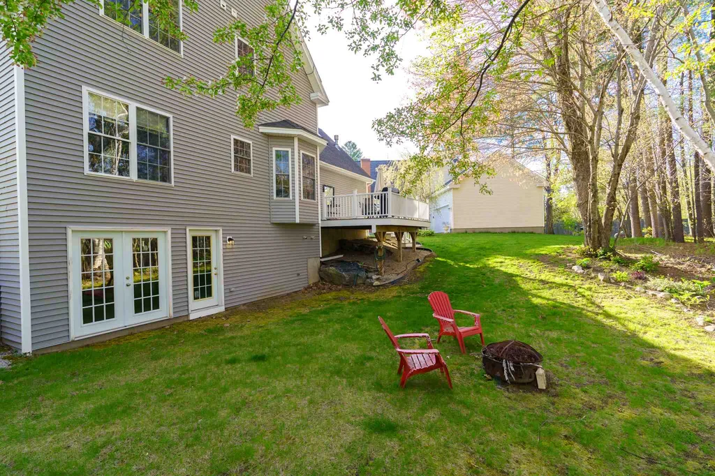 23 Kearsarge Lane Merrimack NH 03054