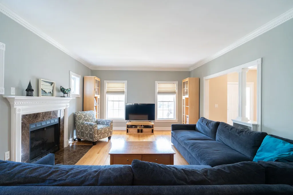 23 Kearsarge Lane Merrimack NH 03054