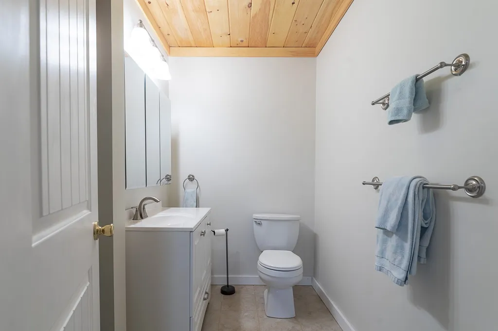 204 Stocker Pond Road Grantham NH 03753