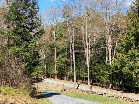 20 Gray Road Hartland VT 05048