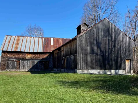 20 Gray Road Hartland VT 05048