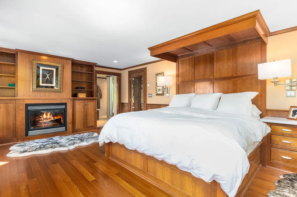 21 Moody Point Drive Newmarket NH 03857