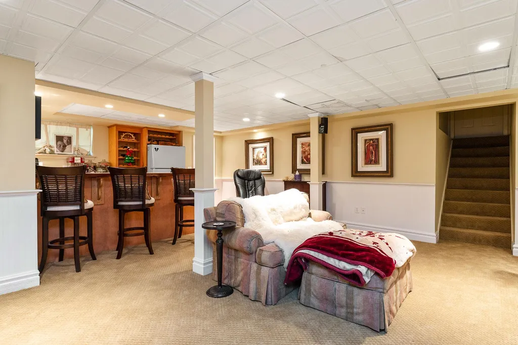 21 Moody Point Drive Newmarket NH 03857
