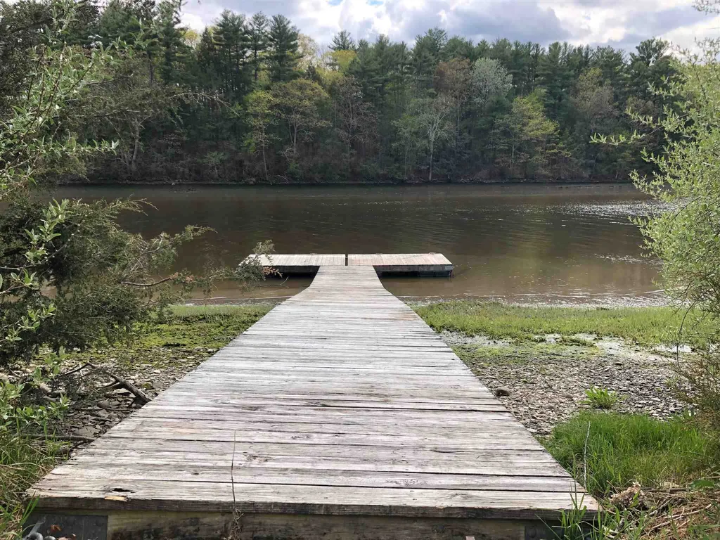 21 Moody Point Drive Newmarket NH 03857