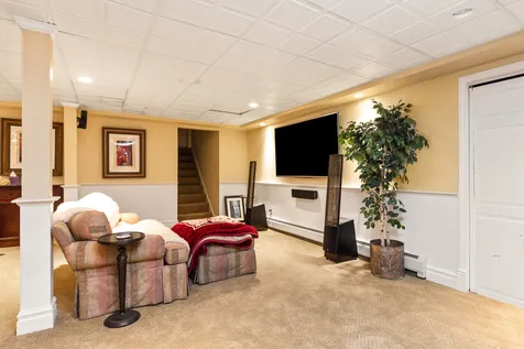 21 Moody Point Drive Newmarket NH 03857