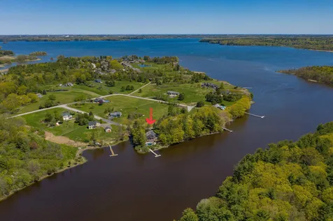 21 Moody Point Drive Newmarket NH 03857