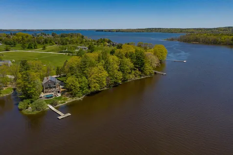 21 Moody Point Drive Newmarket NH 03857