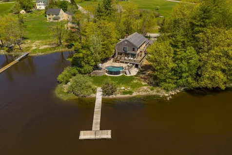 21 Moody Point Drive Newmarket NH 03857