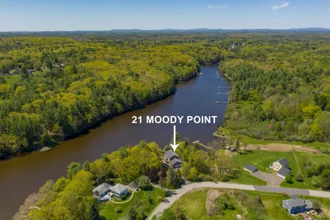 21 Moody Point Drive Newmarket NH 03857