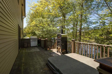 21 Moody Point Drive Newmarket NH 03857