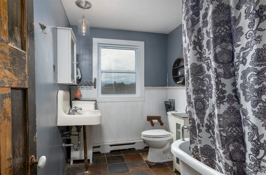 11 Moss Glen Falls Road Stowe VT 05672