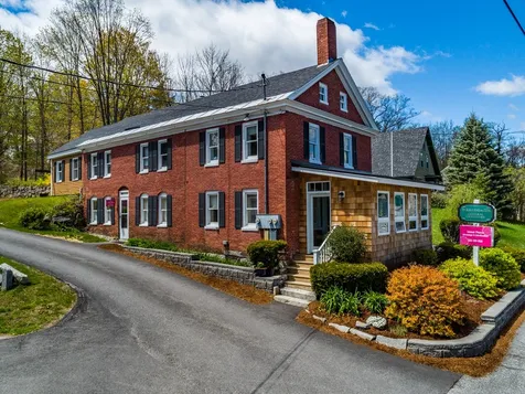 14 Plymouth Street Meredith NH 03253