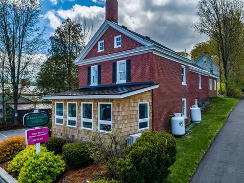 14 Plymouth Street Meredith NH 03253