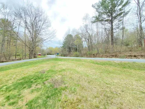 9 Warren Road Enfield NH 03748