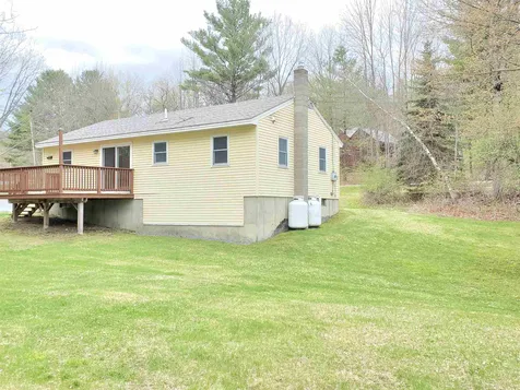 9 Warren Road Enfield NH 03748