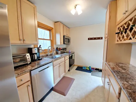 9 Warren Road Enfield NH 03748