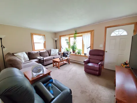9 Warren Road Enfield NH 03748