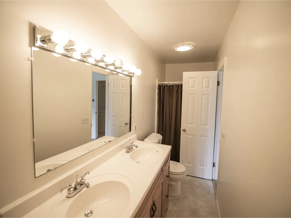 241 Martindale Road Shelburne VT 05482