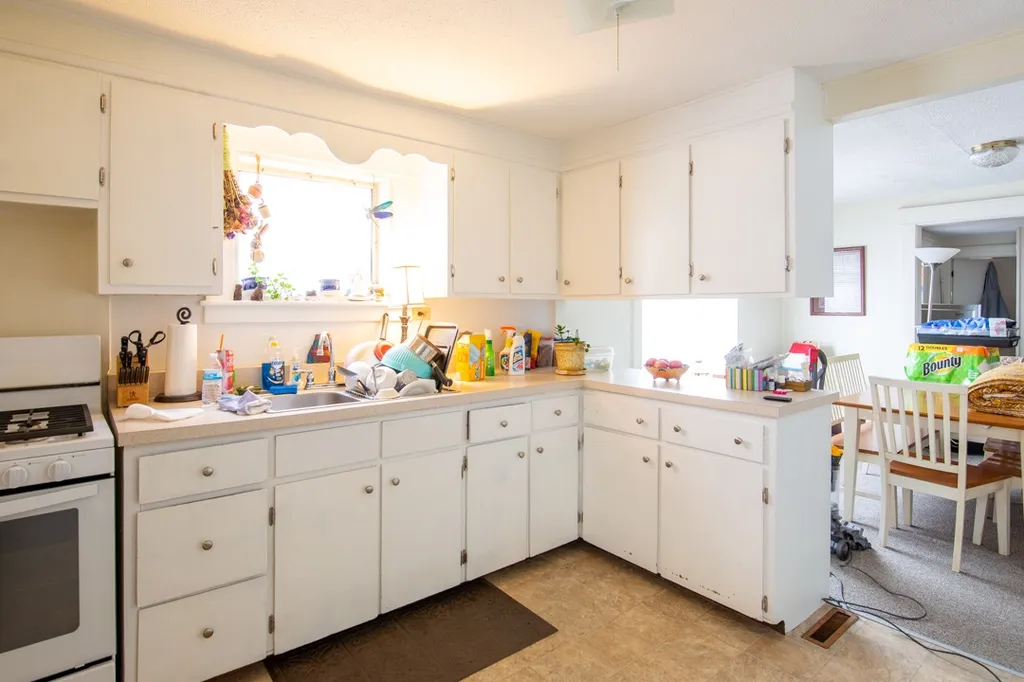 31 Leclair Street Winooski VT 05404