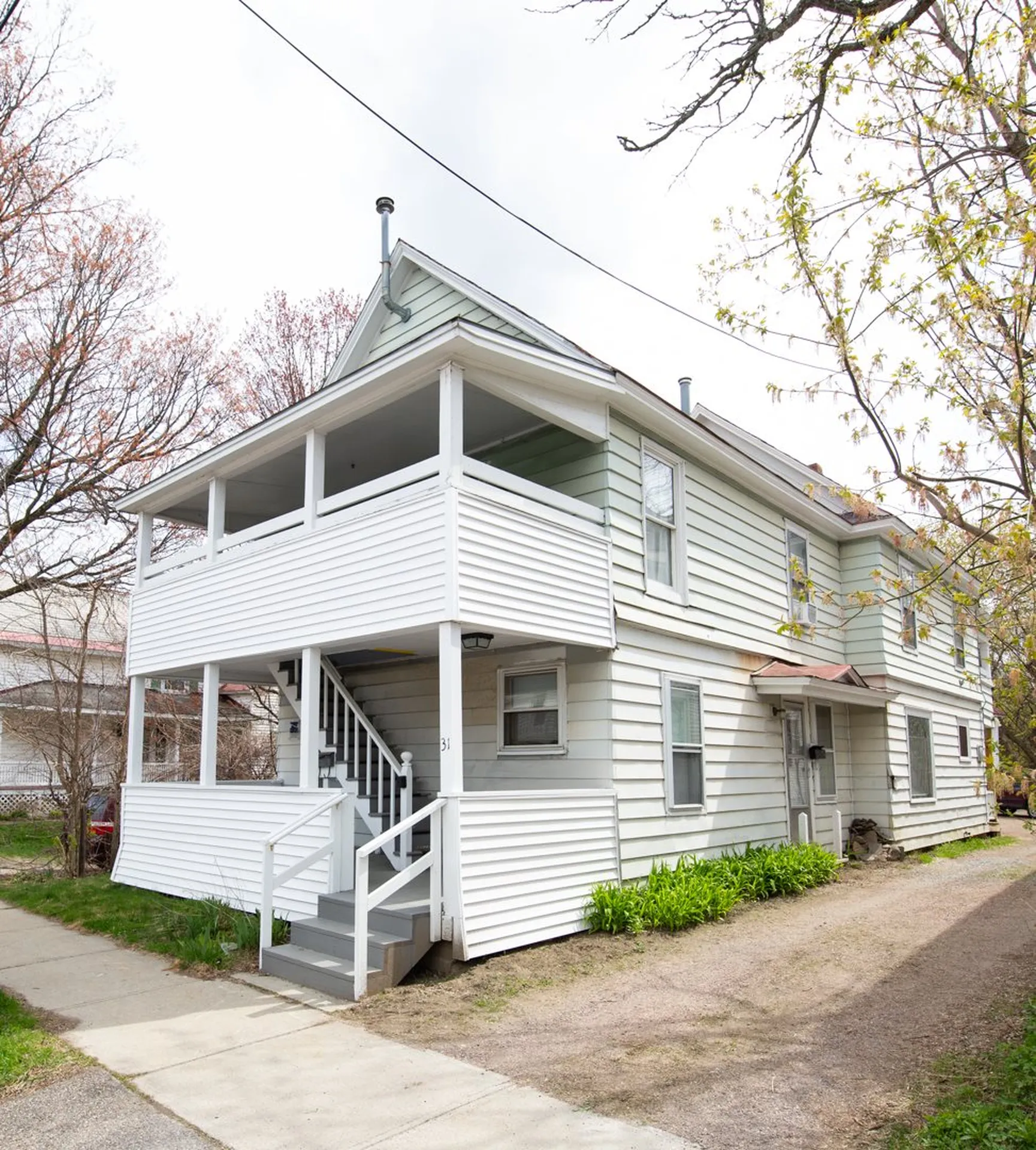 31 Leclair Street Winooski VT 05404