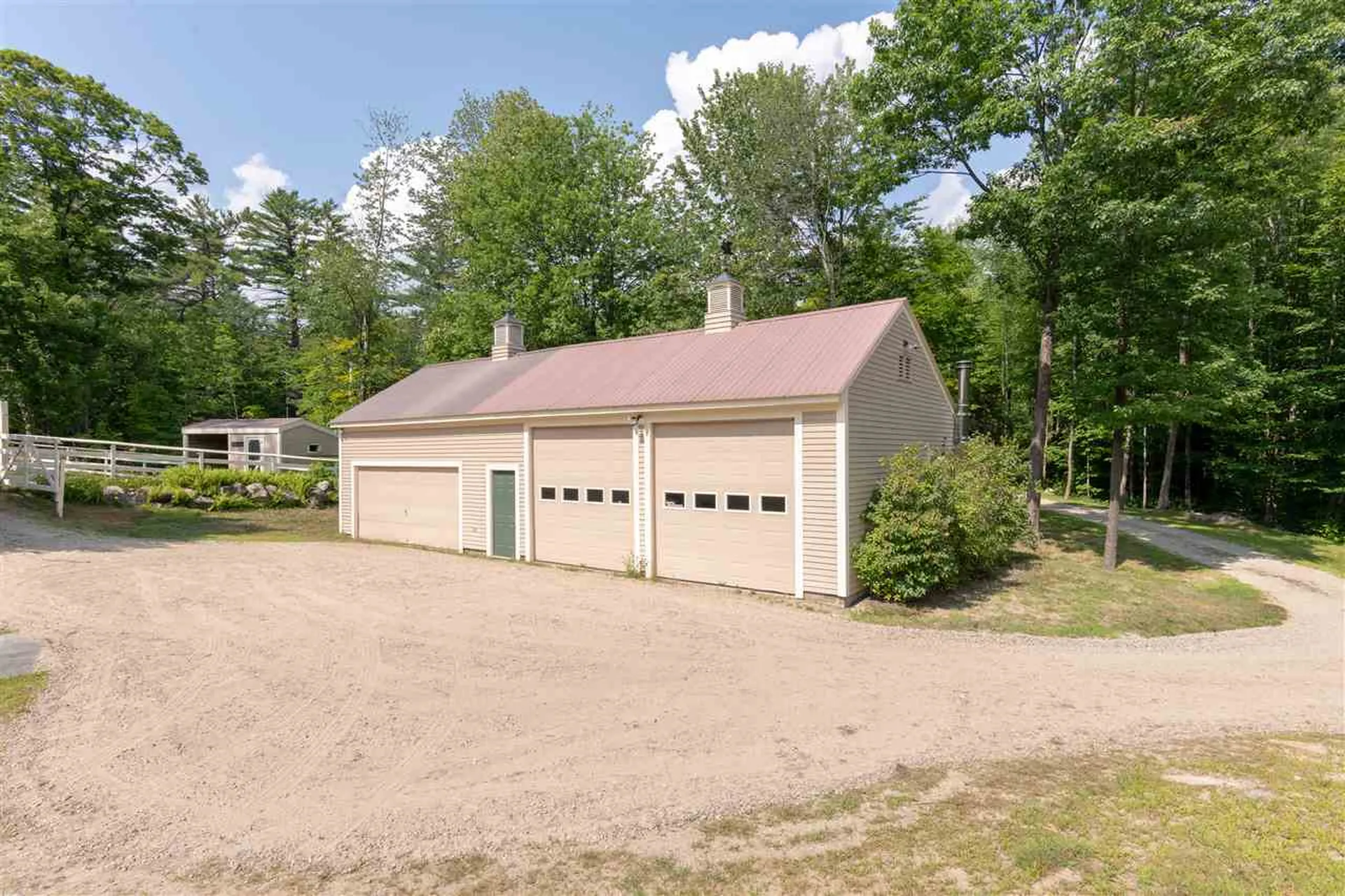 38&00 Gardner Hill Road Tamworth NH 03886