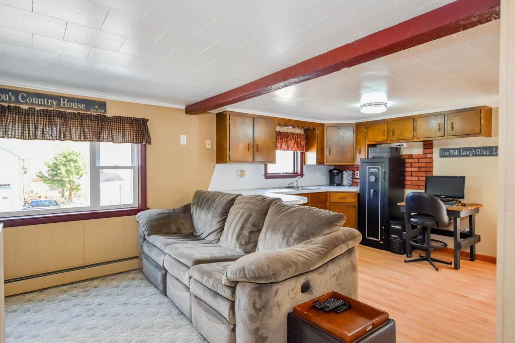 25 South Street Somersworth NH 03878