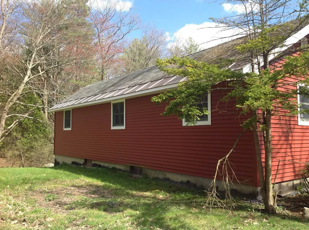 469 South Road Sullivan NH 03445