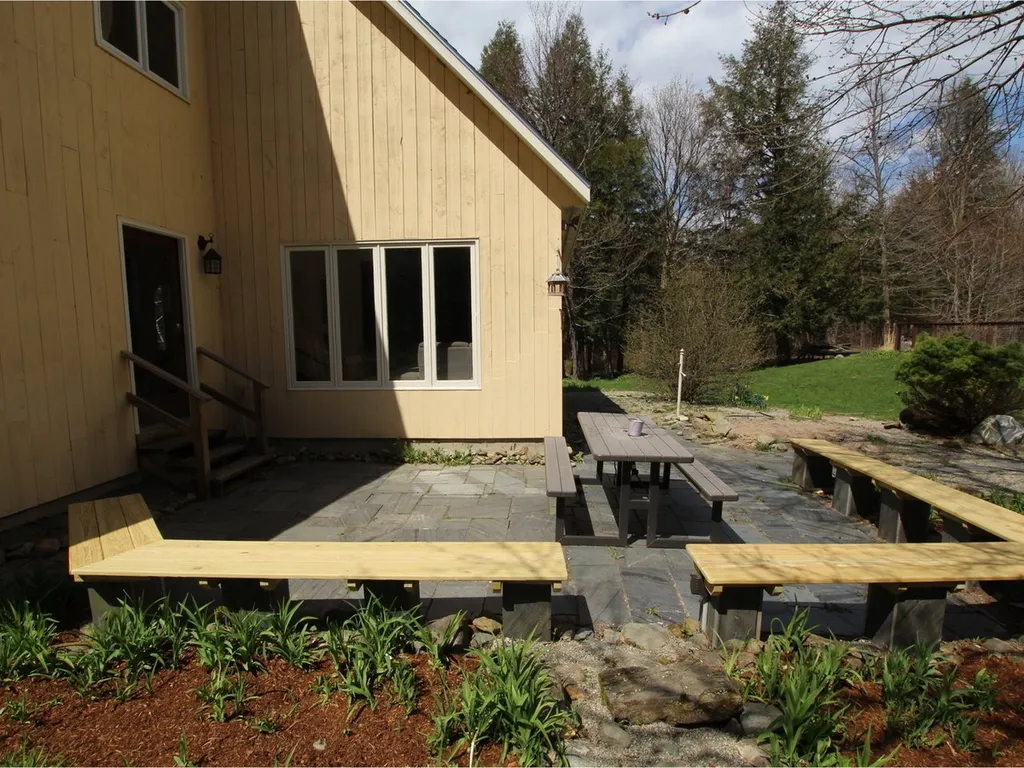 41 Leary Road Jericho VT 05465