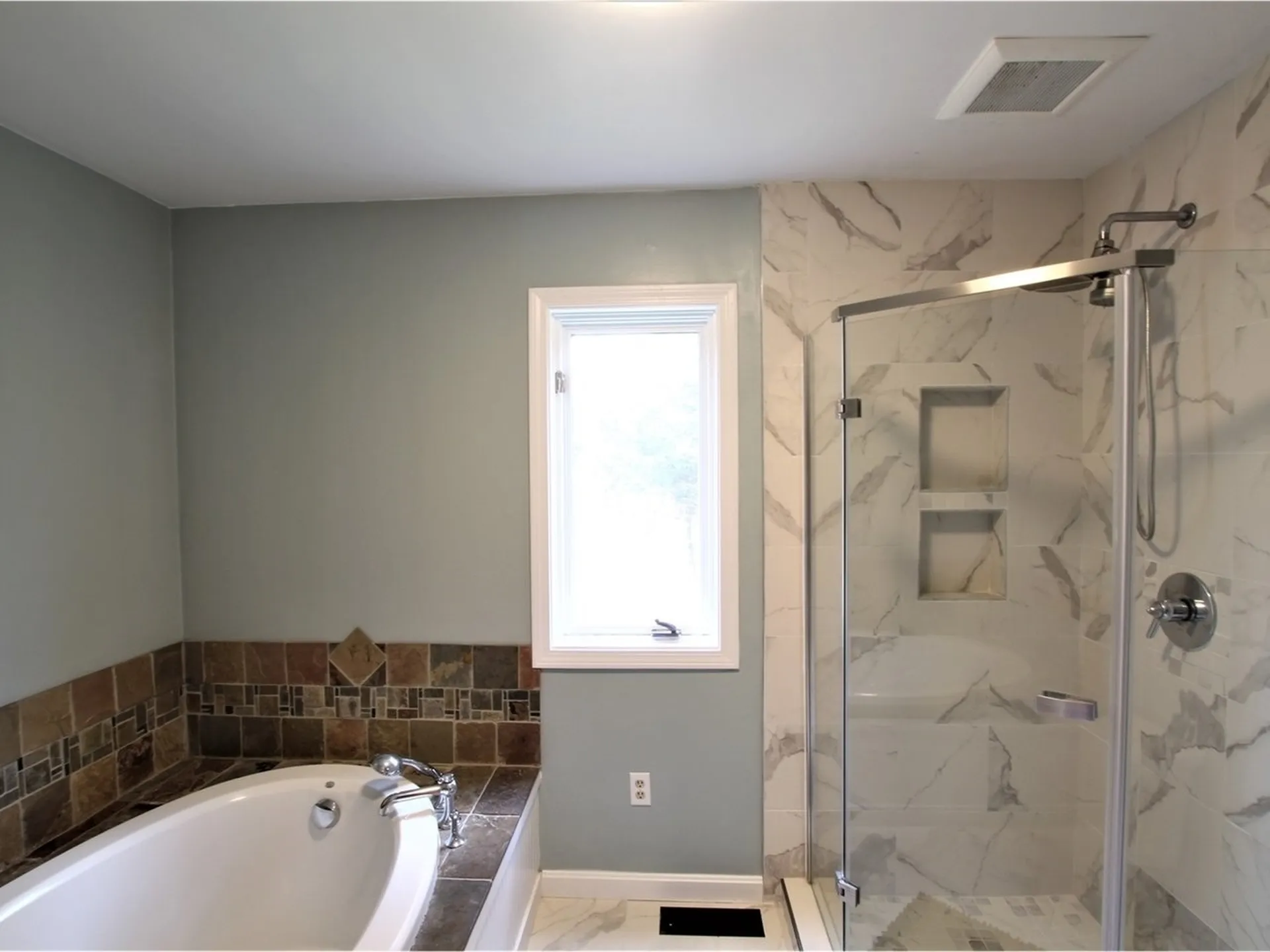 41 Leary Road Jericho VT 05465