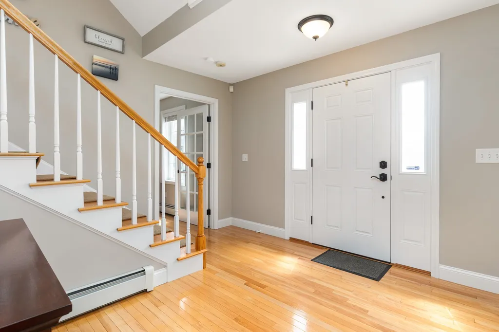 35 Longmeadow Drive Brentwood NH 03833