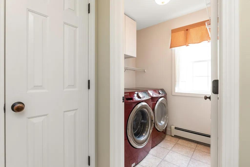 35 Longmeadow Drive Brentwood NH 03833
