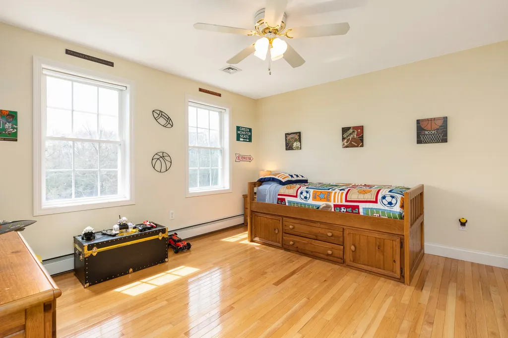 35 Longmeadow Drive Brentwood NH 03833