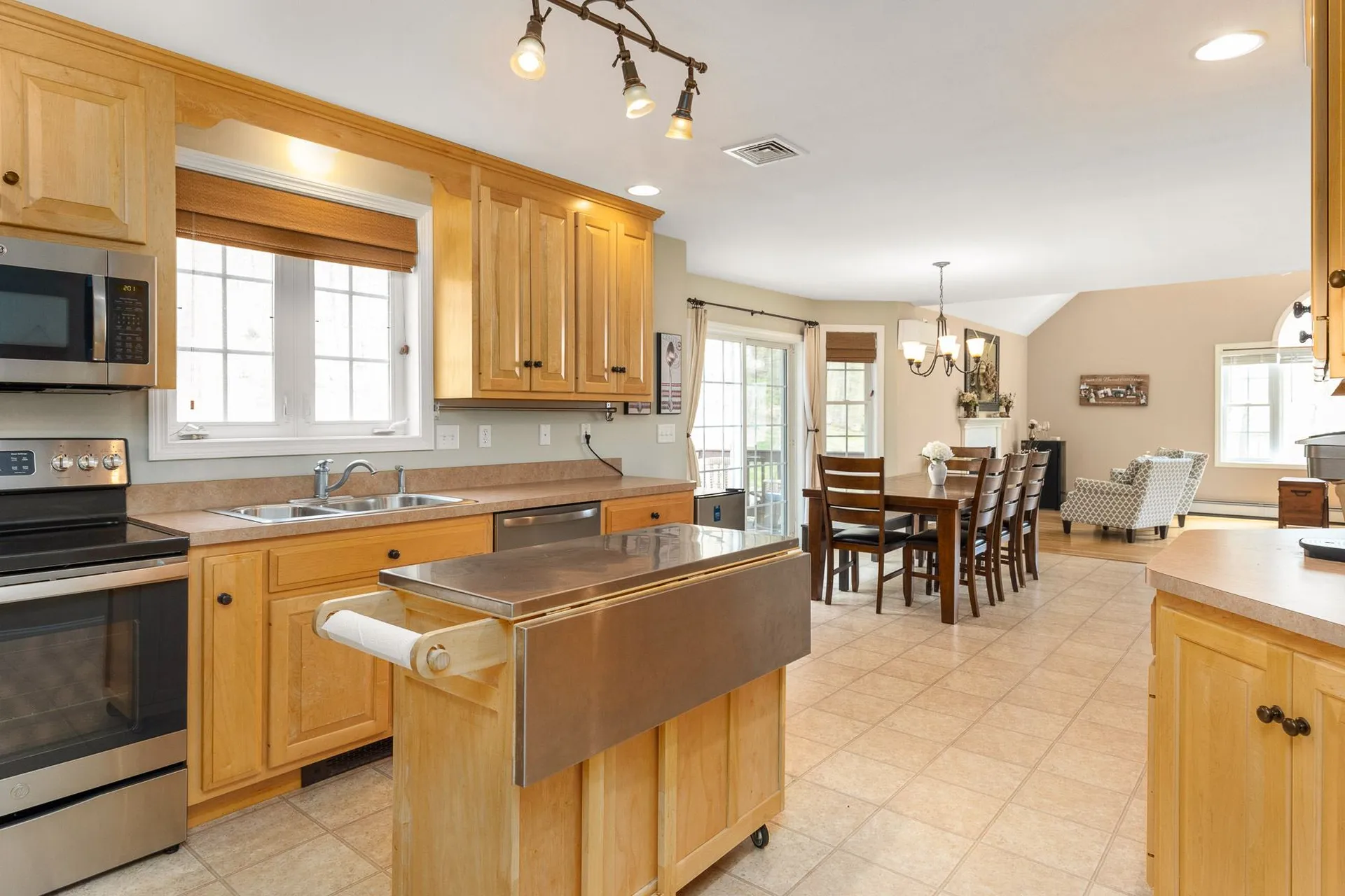 35 Longmeadow Drive Brentwood NH 03833