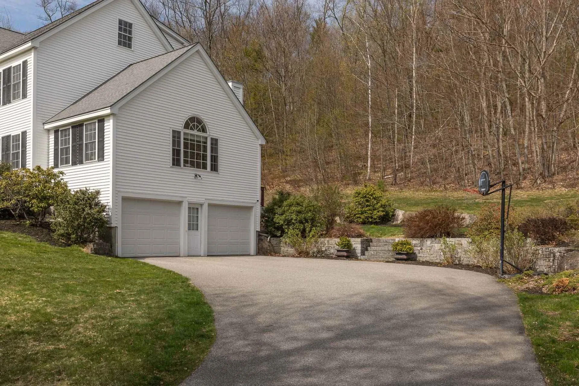 35 Longmeadow Drive Brentwood NH 03833