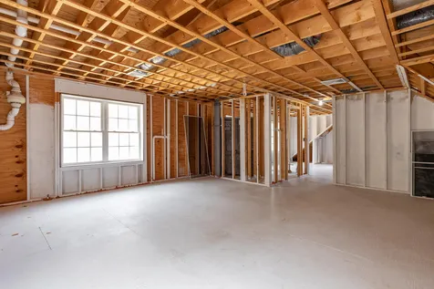 35 Longmeadow Drive Brentwood NH 03833